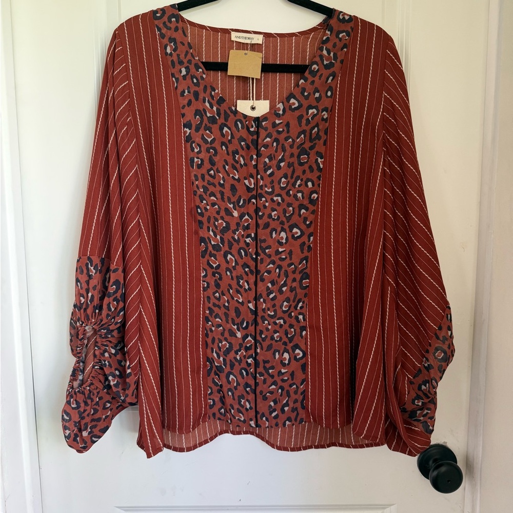 ANDTHEWHY x GOA Boho Print Blouse- Size Large - NWT
